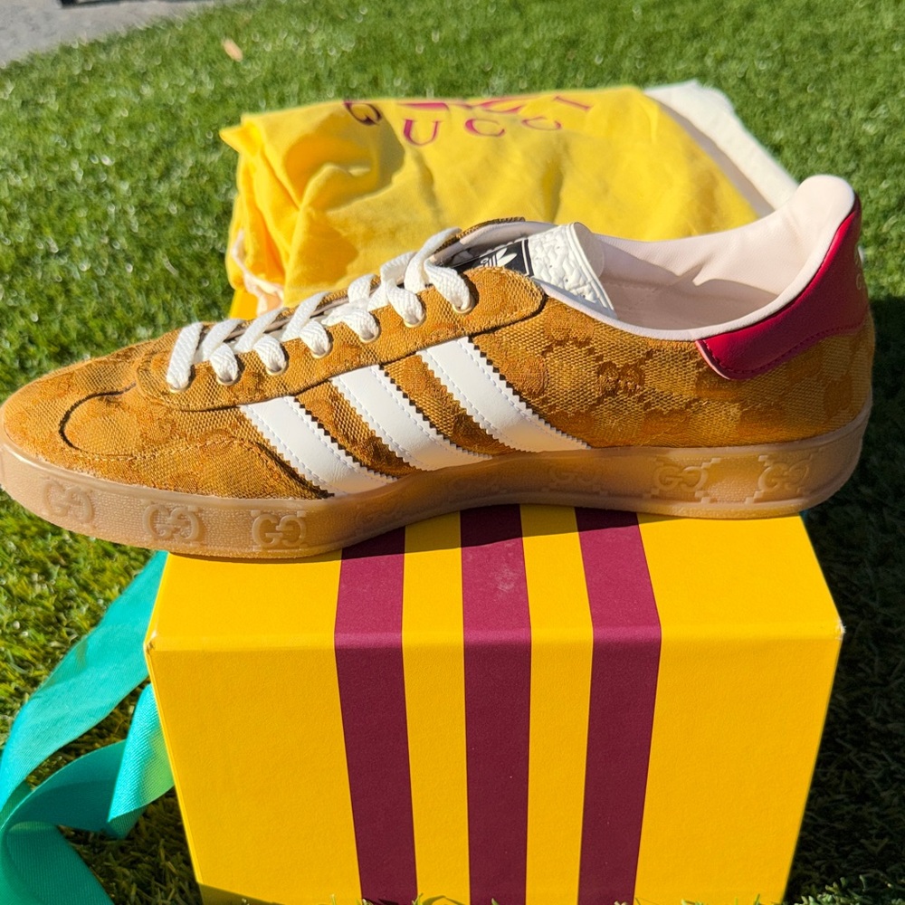 EUC - Adidas x Gucci - Gazelle Original GG Canvas Beige & Brown Sneakers Sz 10.5 - Picture 10 of 11